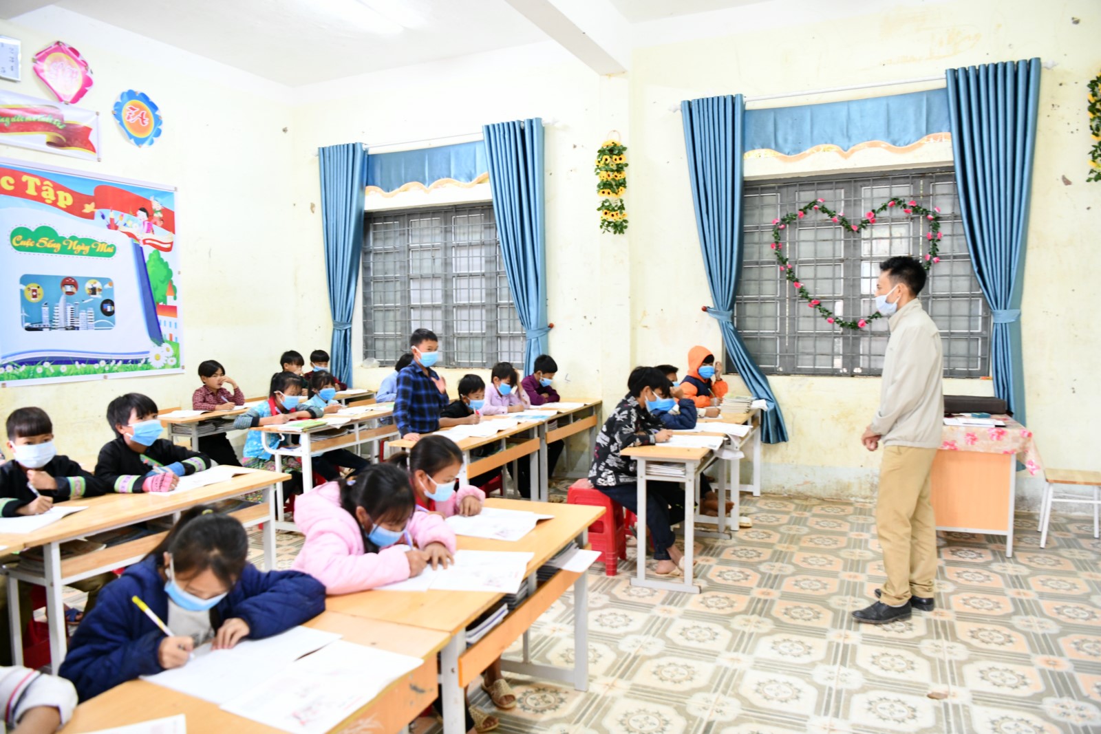 Linh hoạt trong tổ chức kiểm tra, đánh giá học sinh tiểu học